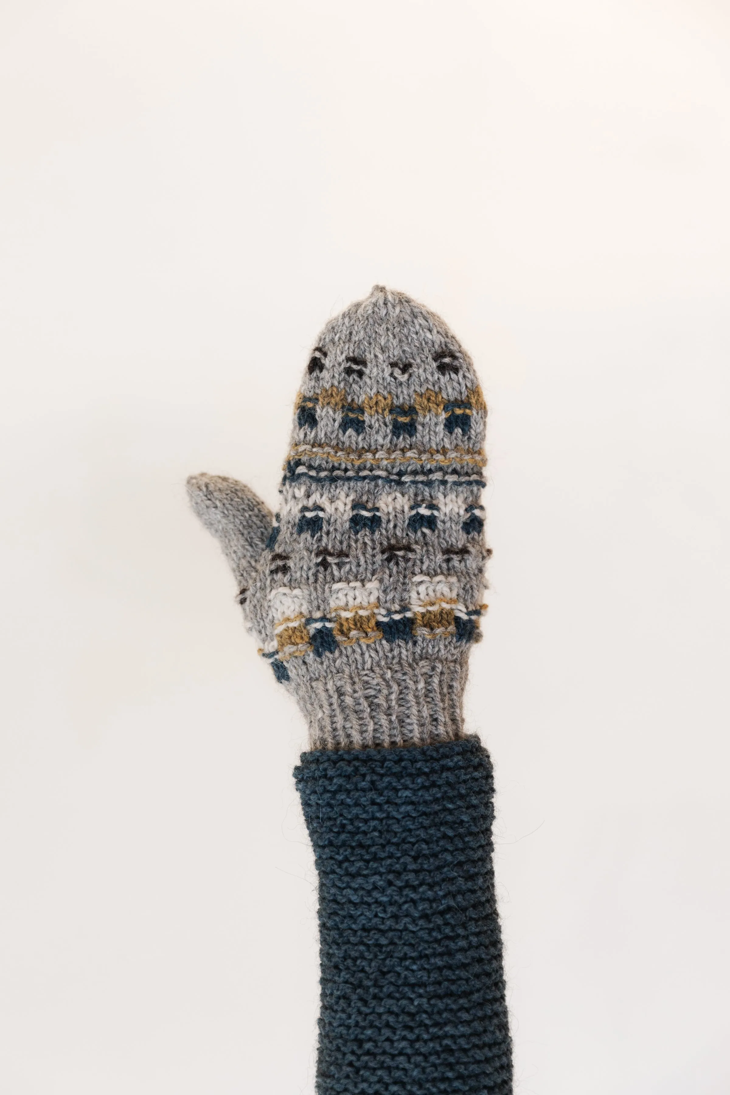 snowberry mittens